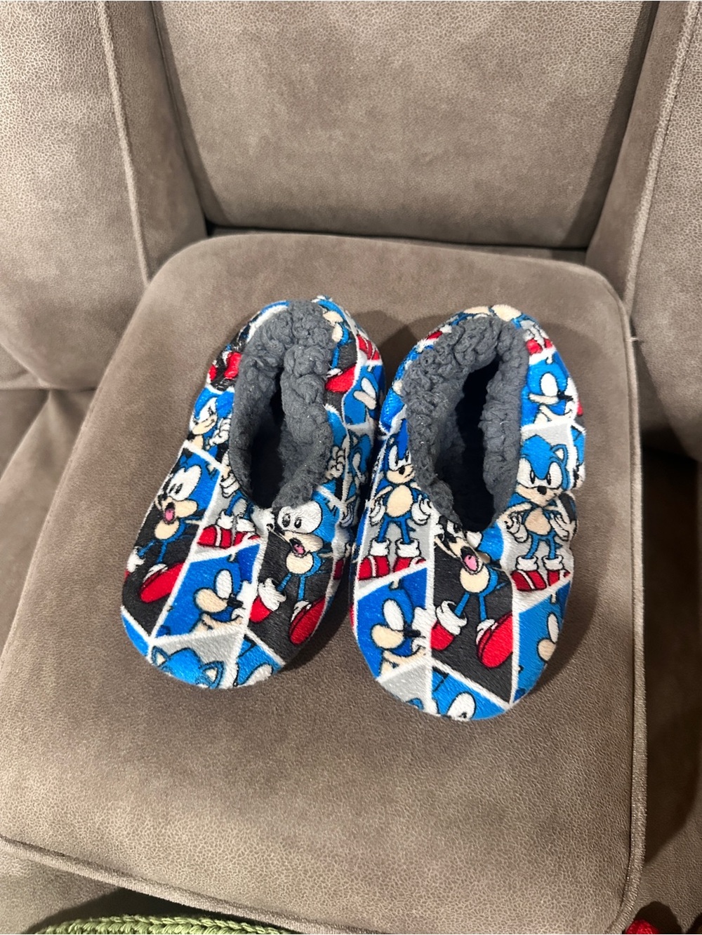 Kids Blue Character Slip-On One-Piece Slippers